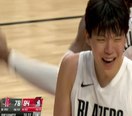 哈登获文班,盛赞,全面出色,MK体育平台,MK体育官方网站,MK体育登录入口,MK体育app下载